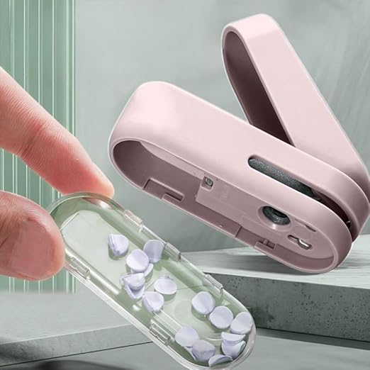 Magnoloran 2 Pack Single Hole Punch, 1/4 inch Mini Small Hole Puncher Heavy Duty Paper Hole Puncher Small Hole Punch One Hole Puncher for Crafts Paper Cards Tags Scrapbook-Blue&Pink