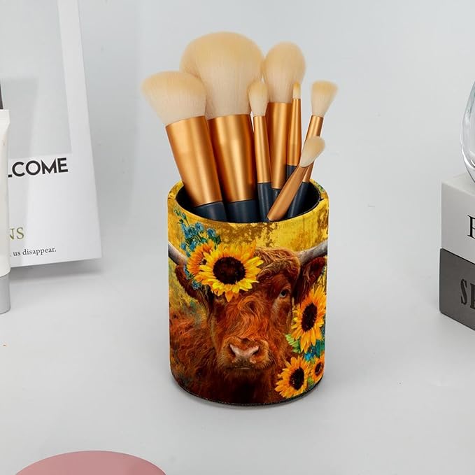 Watercolor Art Yak PVC Leather Circular Pencil Holder for Desk Organizer Stationery Holder for Office, School(3.9 x 3.1 Inches)