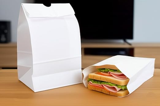 Karat 4lb Paper Lunch Bags - White, 2,000 Count - Versatile Paper Bags for Small Business, Snacks, Popcorns or Party Favor - Sturdy, Self-Standing, Reusable