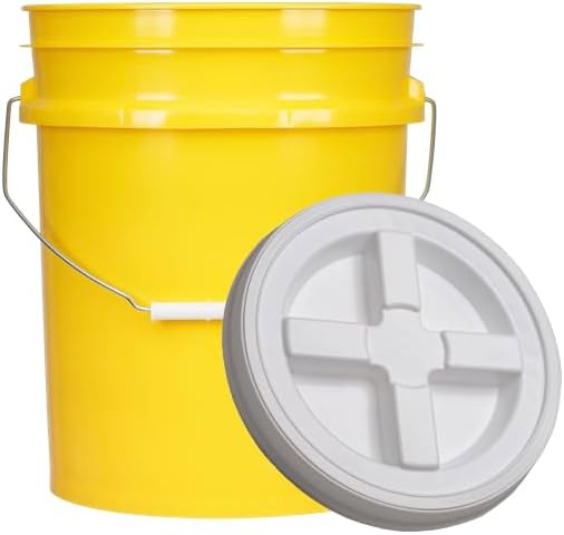 House Naturals 5 Gallon Food Grade Plastic Bucket with Air Tight Screw on Lid Made in USA Container (Yellow Bucket with White Lid)