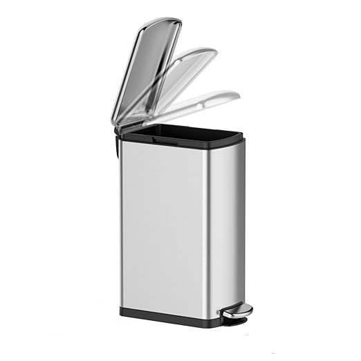 30 L Kitchen Step Trash Can, 8 Gallon Narrow Stainless Steel Waste Bin with Soft-Close Lid, Rectangle Rubbish Bin with Removable Inner Bucket for Bathroom, Dining Room, Living Room