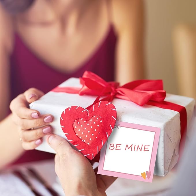 9 Pieces Valentine's Day Sticky Notes Valentine Heart Sticky Notes Self-Adhesive Note Pads Sticky Memo Notes for School Office Home Supplies Students Teachers Present Valentine's Day