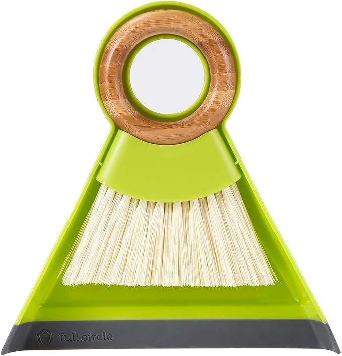Full Circle Cleaning, Tiny Team Mini Brush & Dustpan Set, Green