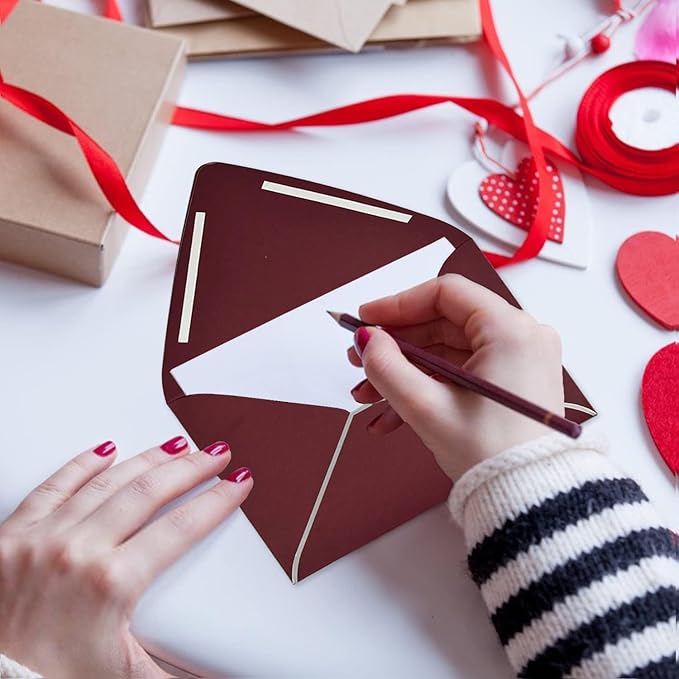 A7 Burgundy Envelopes 5 x 7 With Silver Border - V flap, Quick Self Seal, | Perfect for 5x7 Cards, Weddings, Invitations, Graduation, Baby Shower | 5.25" x 7.25" | 50 Pack (Burgundy-Silver Border)