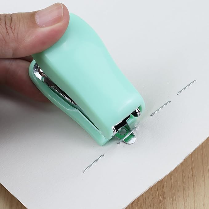 Mini Desktop Stapler Set,20 Sheet Capacity,Includes Built-in Staple Remover and 750PCS No.12 Staples,Small Cute Stapler for Office and School Supplies (Green)