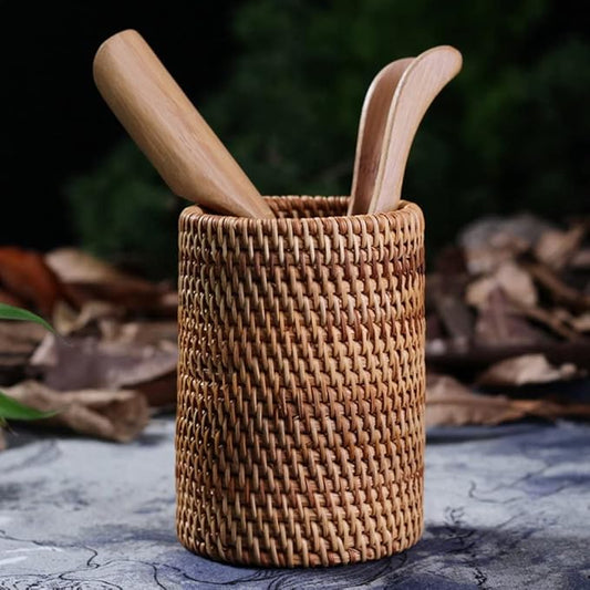 Handmade Vine Desk Organizer Pen Container Box Tea Caddy Makeup Brushes Holder Stand, Rattan Pencil Holder, Boho Table Décor Office Cups Organizer for Desk, Stationery, Flower Vase, Brown, (Cylinder)