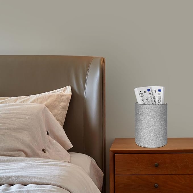 CXLE Pencil Holder Desk Organizer, PU Leather Pen Holder for Desk Decor Organizer Cosmetics Brush Holder for Teachers Students Storage Box Office Classroom(Sliver)