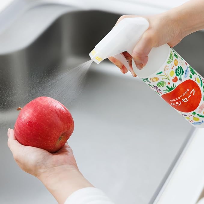 Veggie Safe Food Cleaning/Starter Set 54.1 fl oz (400ml Spray Bottle + 1200ml Refill) Perfect for Cleaning Vegetables, Neutralizing Seafood Odors, Washing Rice, and Wiping Kitchen Surfaces.