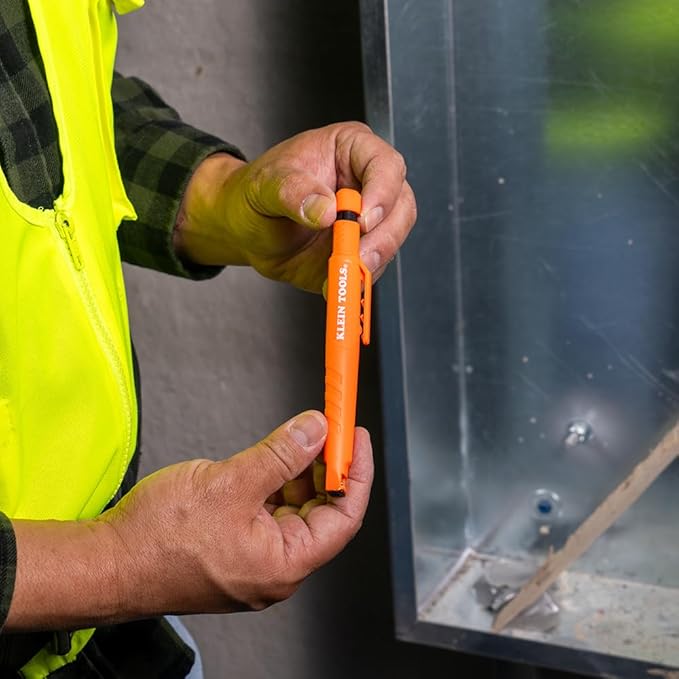 Klein Tools 86501 Skribes 2.8 mm Mechanical Carpenter Pencil with Built-In Sharpener, 4 Refills, and Deep Hole Marking for Woodworking and Construction