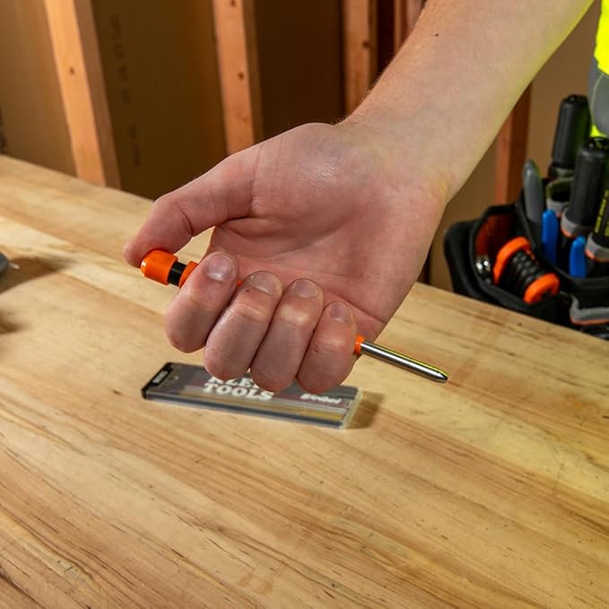 Klein Tools 86501 Skribes 2.8 mm Mechanical Carpenter Pencil with Built-In Sharpener, 4 Refills, and Deep Hole Marking for Woodworking and Construction