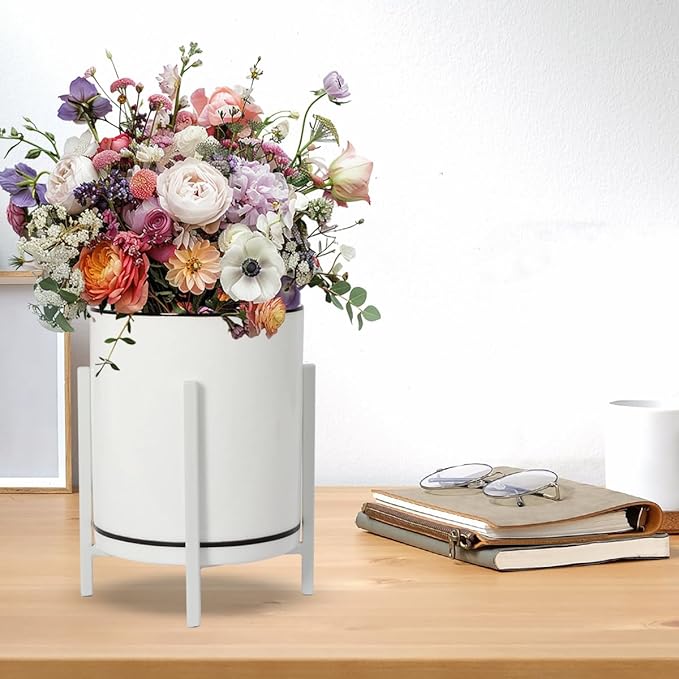 Desk Ceramic Pencil Cup with Metal Legs, Ceramic Pencil Cup, Black and White Pen Holder Cup for Office, Desk Decor for Women Girls, Cute Makeup Brushes Holder