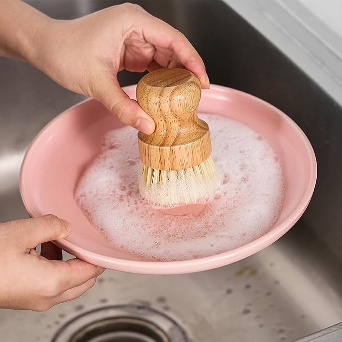 2er Pack Palm Pot Brush- Bamboo Round Mini Dish Brush Natural Scrub Brush Durable Scrubber Cleaning Kit with Union Fiber and Tampico Fiber for Cleaning Pots, Pans and Vegetables (B, M)
