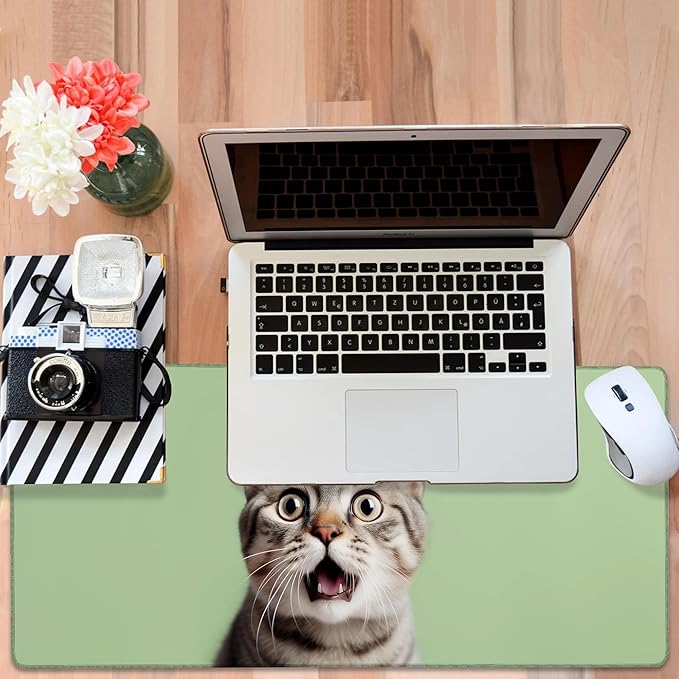 Large Mouse Pad A Surprised Cat Gaming Desk Pad Computer Keyboard Non-Slip Waterproof Mouse Mat with Rubber Base and Stitched Edges Entertainment Office Writing Desk Mat 35.4 x 15.7 Inches