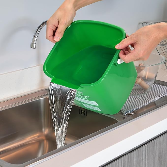 Matthew Detergent&Sanitizing Cleaning Bucket 6 Quart Plastic Pail,Set of 12 Square Containers,Built-In Spout w/Handle,Wash Rinse Sanitize Handwash Bucket for Home Commercial Restaurant (6 Red&6 Green)