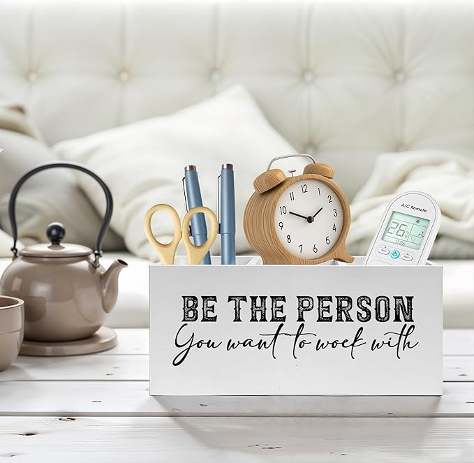 Be the Person You Want to Work with Pencil Pen Holder for Desk, Motivational Wooden Pencil Holder Organizer for Home Office Desk Accessories, Encouragement Gifts for Women Men