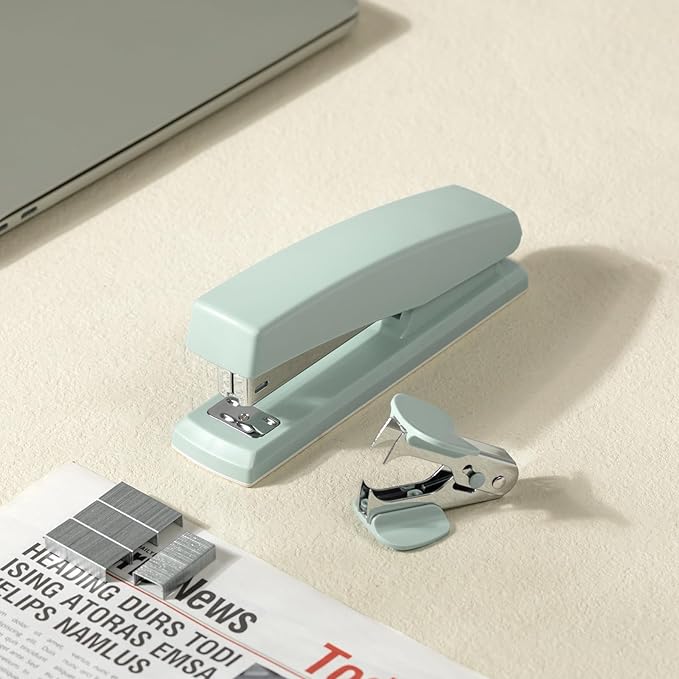 Deli Stapler, Desktop Stapler, Office Staplers, 25 Sheet Capacity, Includes 1000 Staples and Staple Remover, Green