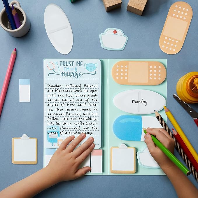 Xqumoi Nurse Sticky Notes Set, 550 Sheets, Cute Cartoon Medical Supplies Self-Stick Notes Pads Bundle Writing Memo Pads for Nursing Student Essentials Hospital Back to School Nurse Supplies Gift