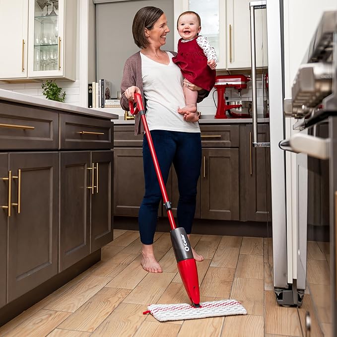 O-Cedar ProMist MAX Spray Mop, PMM with 3 Extra Refills, Red