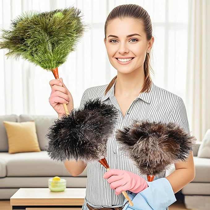 Natural Good Ostrich Feather Duster with Bamboo Handle, Electrostatic Dust Remove for Ceiling，Fans，Bookshelves, Sofa, Windows, Fit for Home, Office and Cars Duster Green