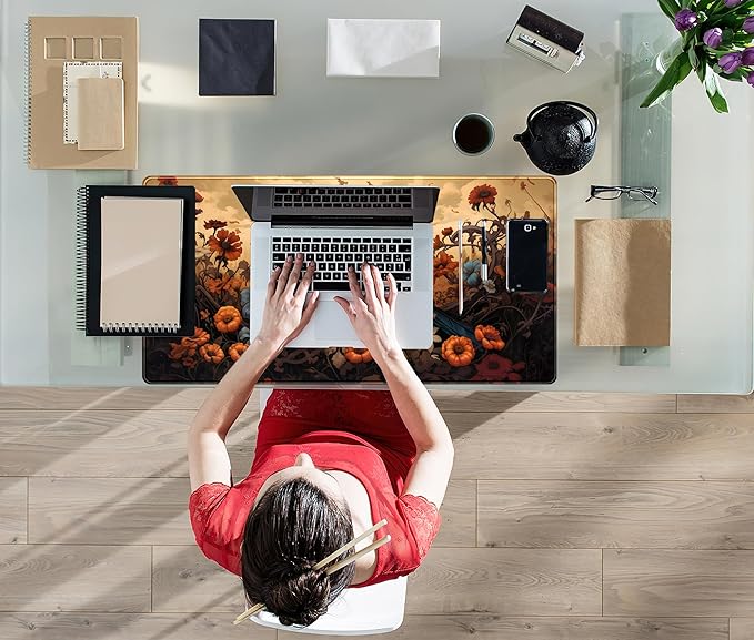 Anime Crow Kawaii Desk Mat Cute Retro Floral Mouse Pad Gaming Desk Pad XXL Large Desk Matt for Desktop Computer Mousepad, Laptop Keyboard Mouse Mat Office Decor Accessories for Women, 31.5x15.75 in