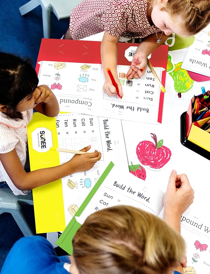 SUNEE Folders with Pockets 3 Hole Punched(50 Pack, Yellow), 2 Pocket Folders Fit Letter Size Paper, Paper File Folder for School Office Home Business