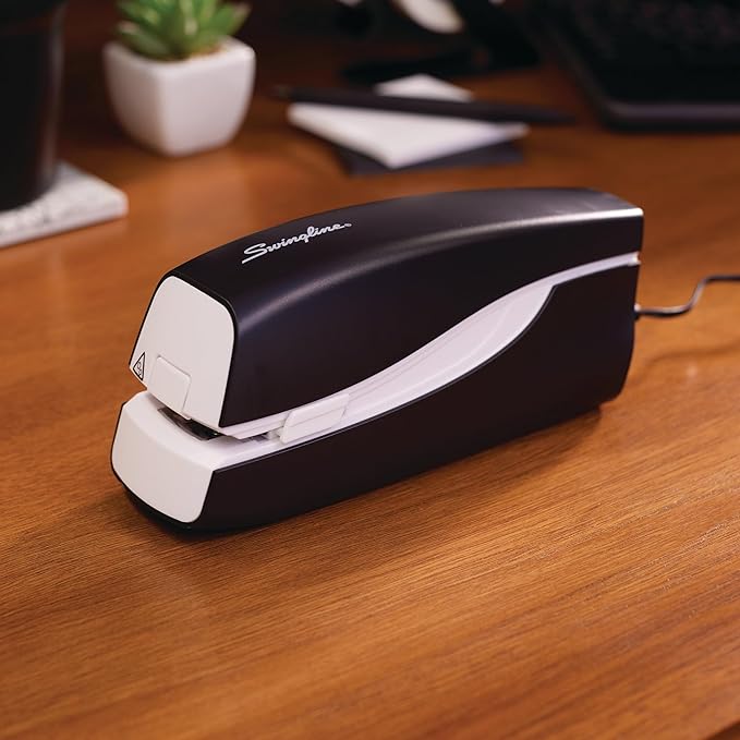 Swingline Electric Stapler, 20 Sheet Capacity, Portable, Full Strip, Plug In or Battery, Black (48200)