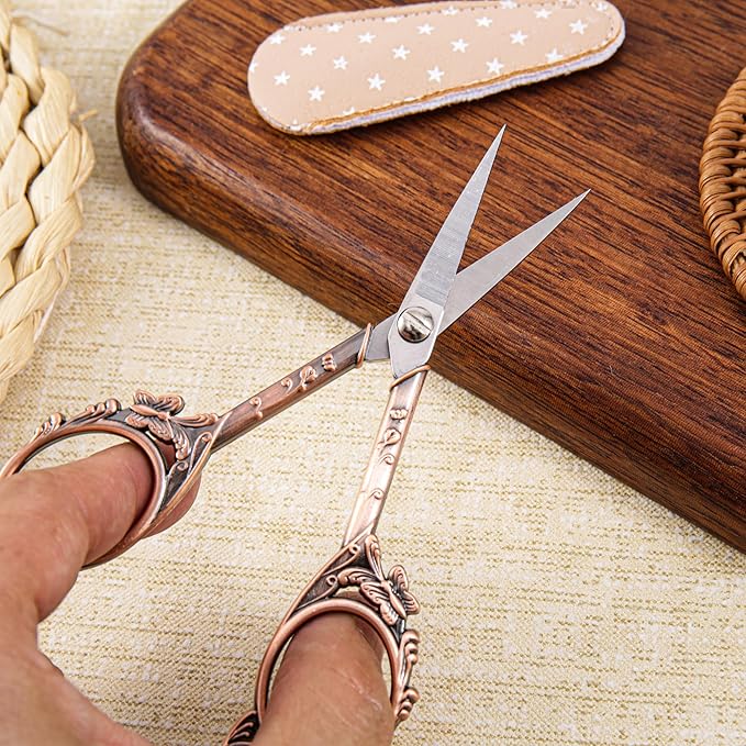 Small Craft Scissors with Cover, Comfortable Handles With Beautiful Butterfly Decos and Sharp Tips, Tools for Crochet, Embroidery,Sewing