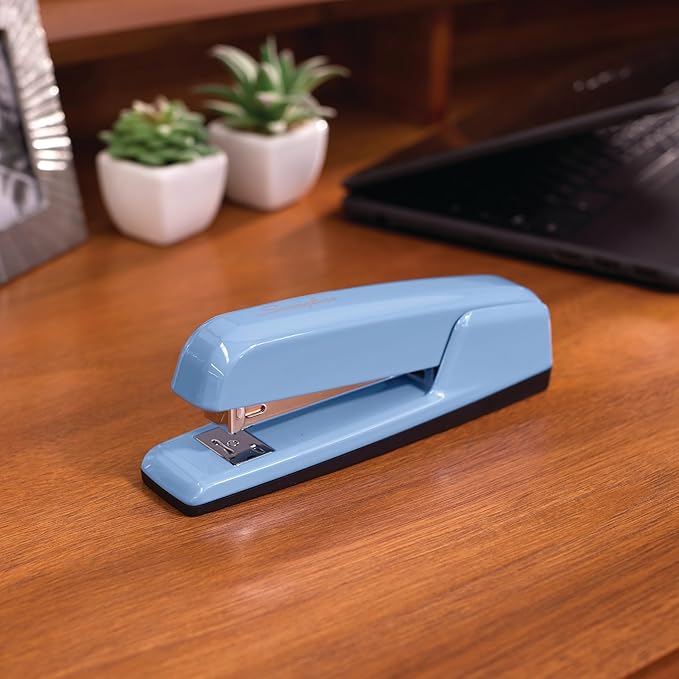 Swingline Stapler, 30 Sheet Capacity, 747 Business Stapler, Jam Free, Metal, Sky Blue (74722)