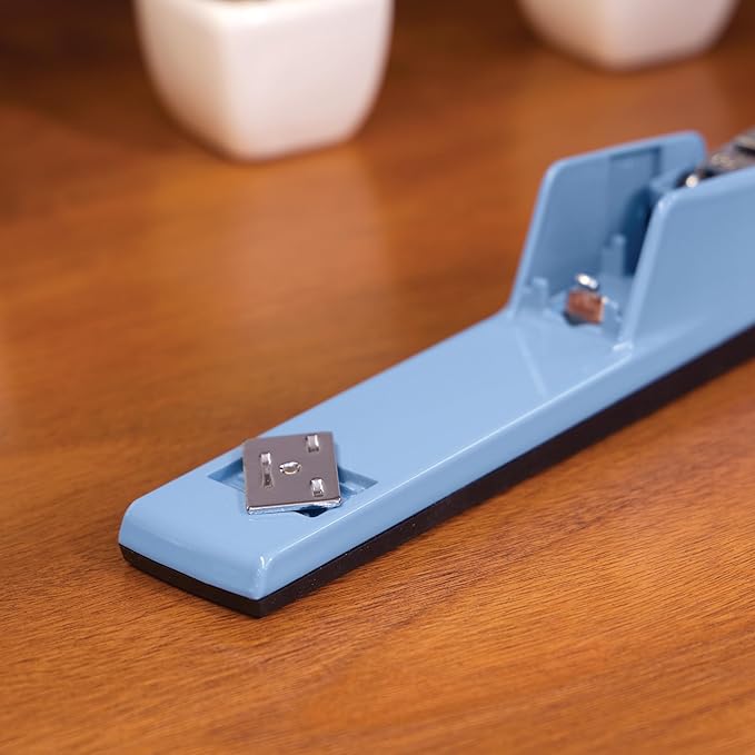 Swingline Stapler, 30 Sheet Capacity, 747 Business Stapler, Jam Free, Metal, Sky Blue (74722)