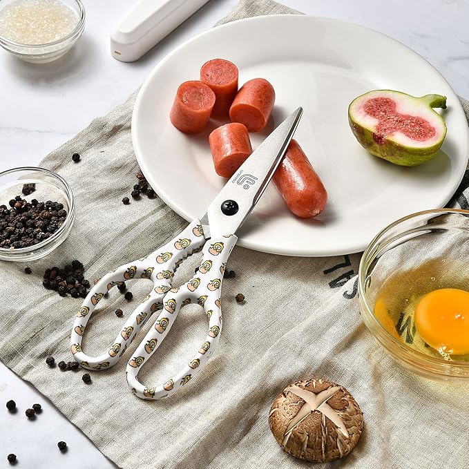 Linoroso Kitchen Scissors Heavy Duty Kitchen Shears with Magnetic Holder Made with Japanese Steel 4034, Multipurpose Ultra Sharp Cooking Scissors for Meat/Vegetables/BBQ/Herbs/Pizza (Graphic,Chick)